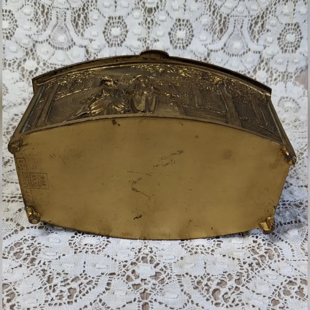Weidlich Bros WB Mfg Co antique jewelry casket gold plated American Colonial